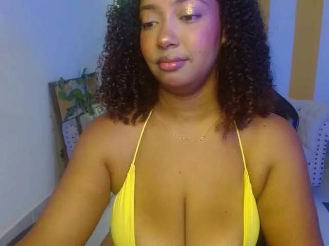 Aurorafrostz from BongaCams is Freechat