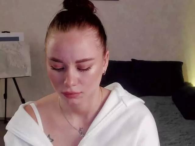 Emily-Kim from BongaCams is Freechat