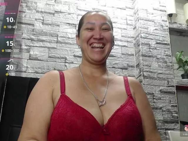 Fabiana-the-cat from BongaCams is Freechat