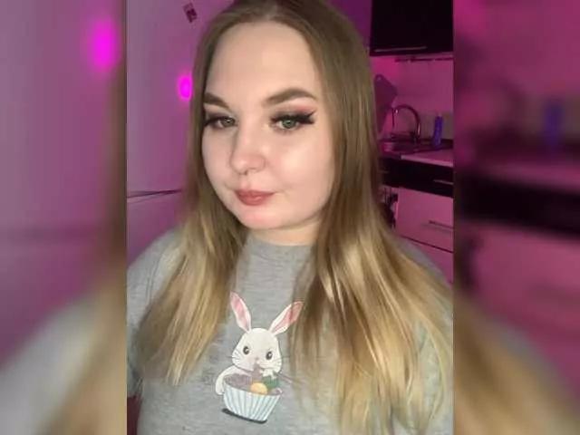 Greeenfriends6969 on BongaCams