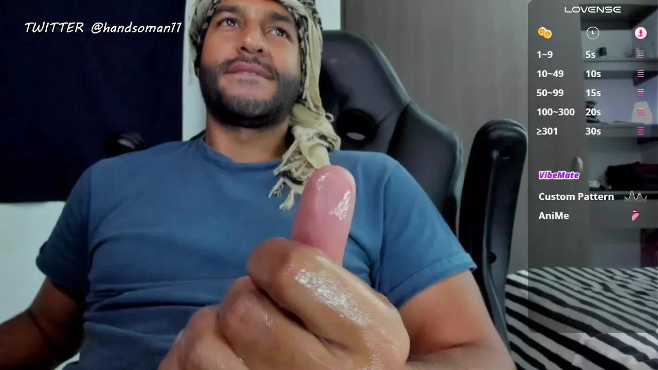 tuzzio1 on Cam4 