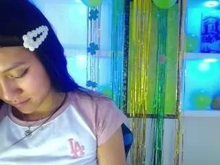 catalehiamilk from CamSoda is Freechat