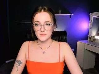 luna-berryy from CamSoda is Freechat