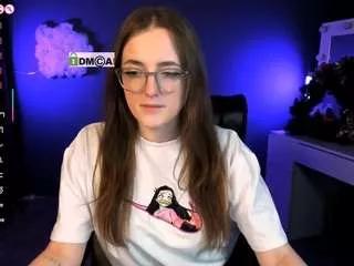 sophie-mrrr from CamSoda is Freechat