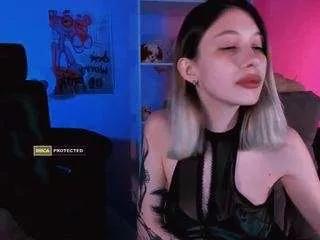 sophie-mrrr from CamSoda is Freechat