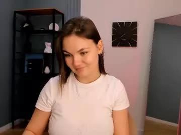 carolinewilliams on Chaturbate