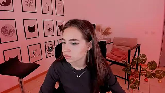 NicoleMillerr from StripChat is Freechat