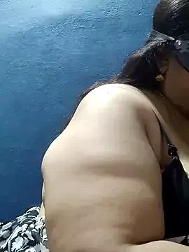 tamilthanushri from StripChat is Freechat