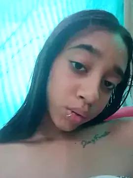 Zoe_Sweett18 from StripChat is Freechat