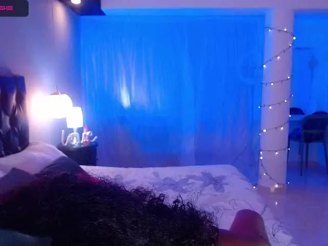ALANAFOX on BongaCams 