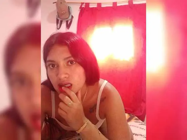 annie-19 on BongaCams 