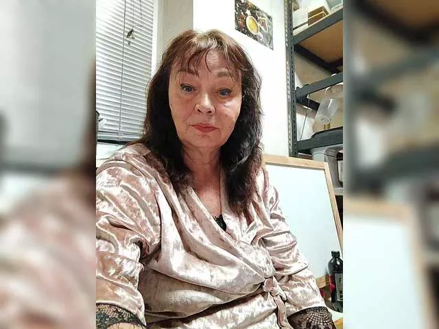 asya18 on BongaCams 