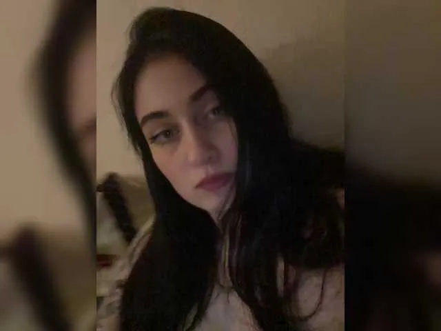 BabyMilia717 on BongaCams 