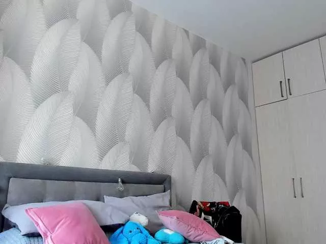 Bambiiiii on BongaCams 