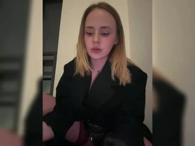 elegantbabe on BongaCams 