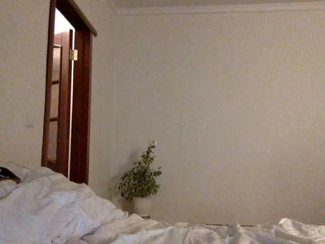 Evelonelfi on BongaCams 