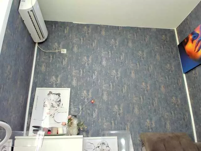 Foxx-girl on BongaCams 