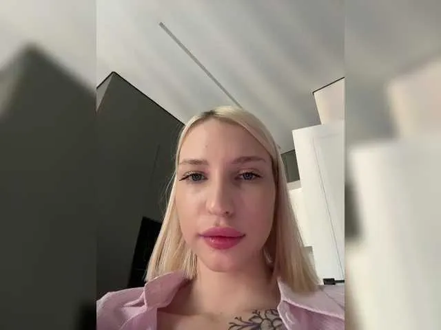 KettyPretty25 on BongaCams 