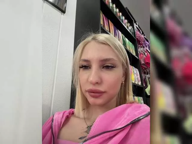 KettyPretty25 on BongaCams 