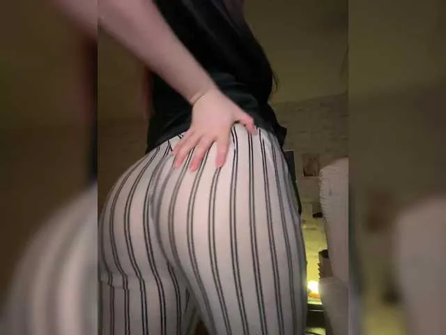 L0lly-D0lly on BongaCams 