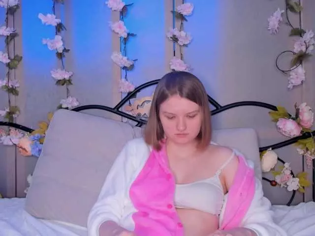 LilianSlow on BongaCams 