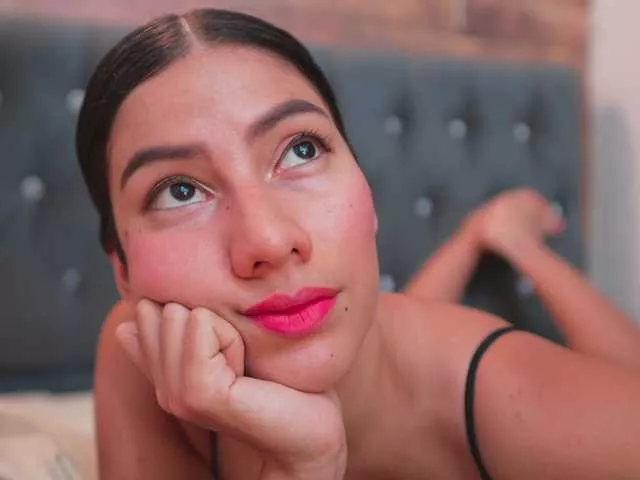 Little-Crazy on BongaCams 