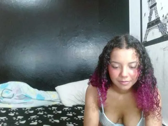 lola-pretty — Freechat on BongaCams