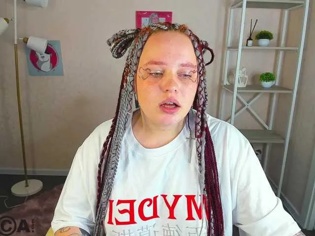 Looly-Rise on BongaCams 