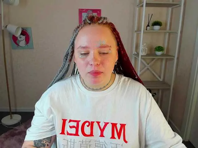 Looly-Rise on BongaCams 
