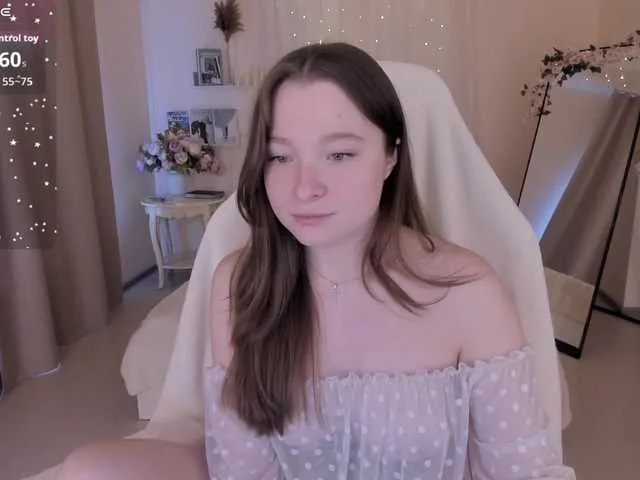 mini--mimi on BongaCams