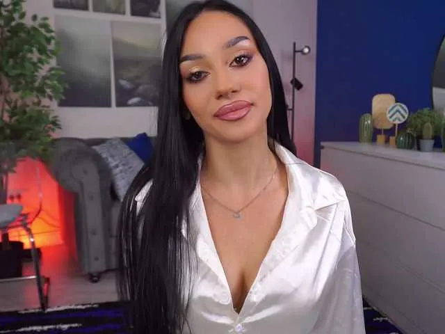 NinnaVoss on BongaCams 