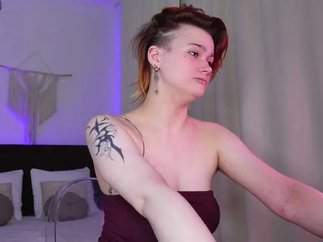 PeachAvalanche — Touching, dirty talk, role play. as well as men with intelligence and unusual fetishes