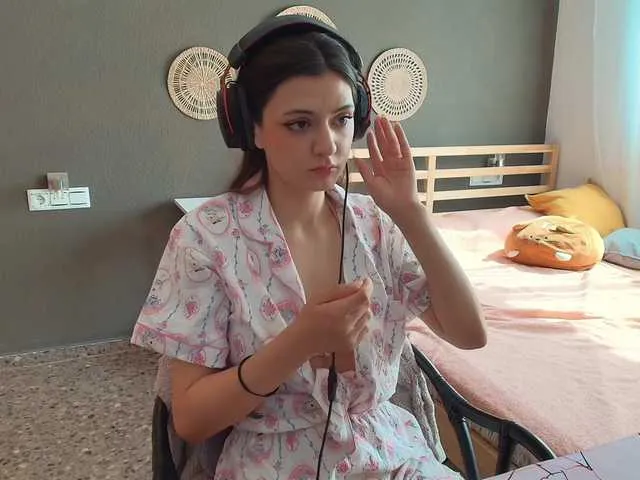 SunnyLeila on BongaCams 