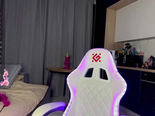 SweetieTati on BongaCams 