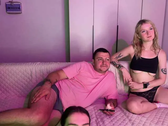 Sweety-couple — Freechat on BongaCams