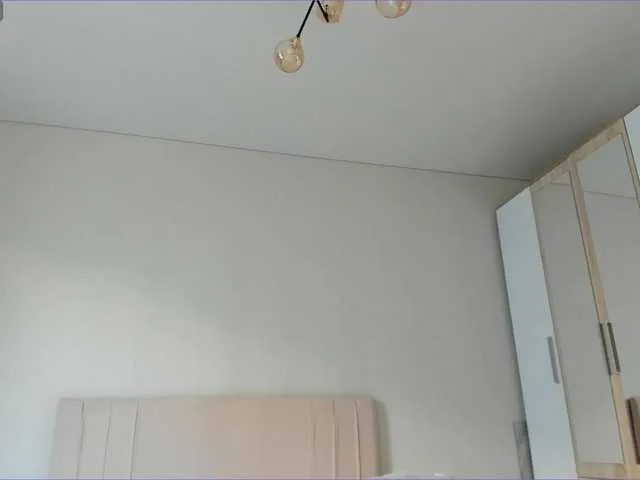 sweetyvikki on BongaCams 