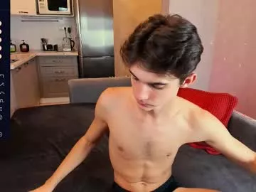 aaron_bang on Chaturbate 