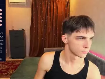 aaron_bang on Chaturbate 