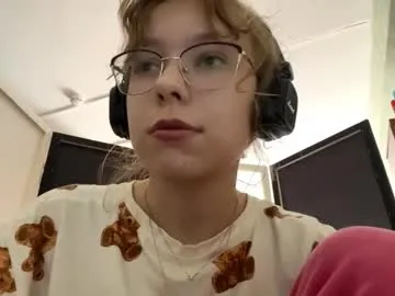 alanehadaller on Chaturbate 