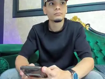 aless_king — Welcome to the house of pleasure! Let's Be In My Show - Repeating Goal: BIG CUM SHOW   - #bigcock #latino #lovense #master #muscle #young