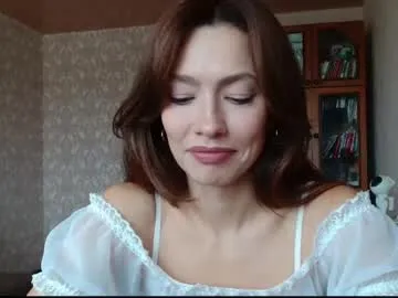 alicia_savory — GOAL: The dancing with the ass  #milf #nonude #muscle #british #mommy [495 tokens remaining]