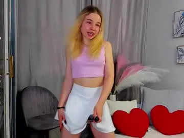 althenabrach — GOAL: tease the crotch of my leggins [46 tokens remaining] FAV patterns 12244 88. Hi, I'm Betty #feet #blonde #18 #teen #young