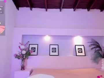 anaisvelvet1 on Chaturbate 