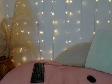 arianna_cox — Current Goal: Daddy fucks me at 129 tokens -- New Toy / Take control of my domi  #latina #daddysgirl #petite #cute #18 [119 tokens to goal]