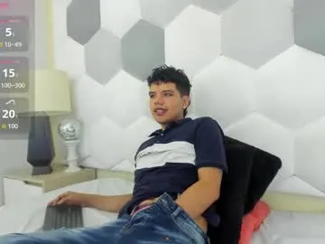 axel_forte — Make me cum @GOAL #twink #18 #latino #young #bigcock [499 tokens remaining]