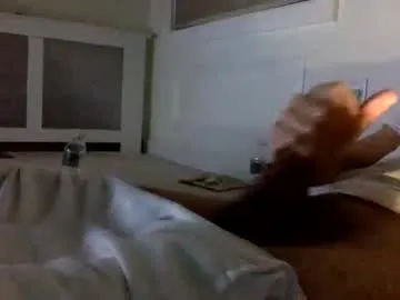 babyboii42o — get naked :)  #c2c #private #feet  #bi #cock [500 tokens remaining]