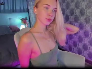 bella_stewartt on Chaturbate 