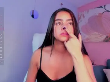 bella_walker_ on Chaturbate 