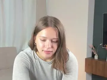 better_call_bett — Goal : I haven't done this yet, let's try a tour of the body close to cam     You feel sad? Better call Bett and I fix it   #new #bigboobs #18 #young #natural  [0 tokens remaining]