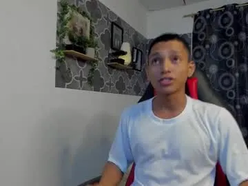 bruno_snow — show cum baby #findom #gay #new #bigdick #latino [3680 tokens remaining]